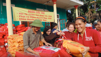 Photo of Hỗ Trợ Lũ Lụt Miền Trung 2016 ( Chùa Hương Đạo – Trẻ Giúp Trẻ)